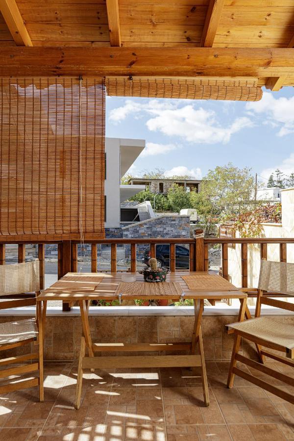 Pension Lucy Panormos  Exterior photo
